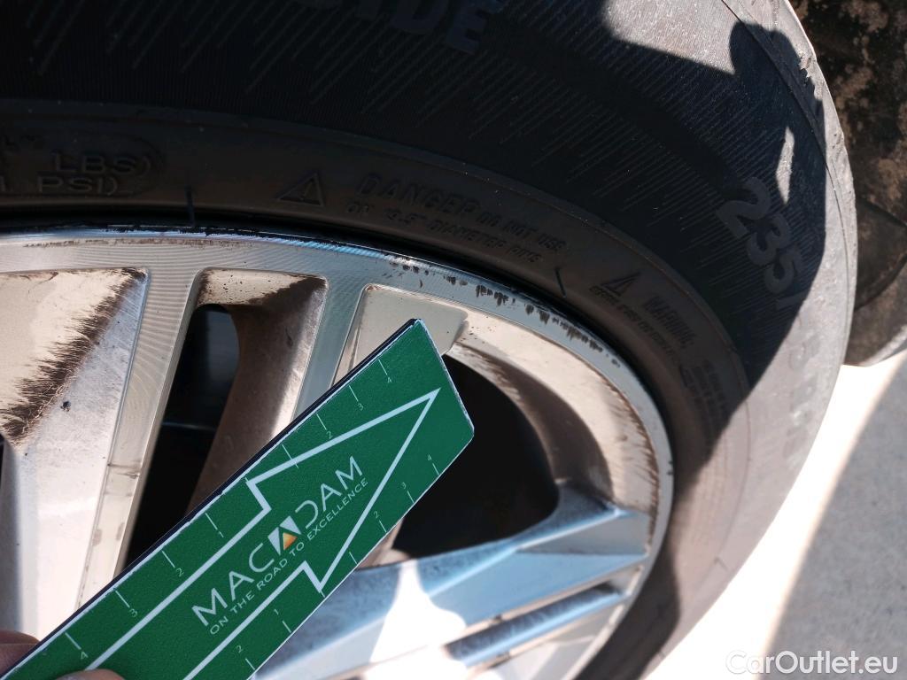  Land Rover  Discovery AUDI Q5 / 2020 / 5P / todoterreno S line 40 TDI 150kW quattro-ultra #3