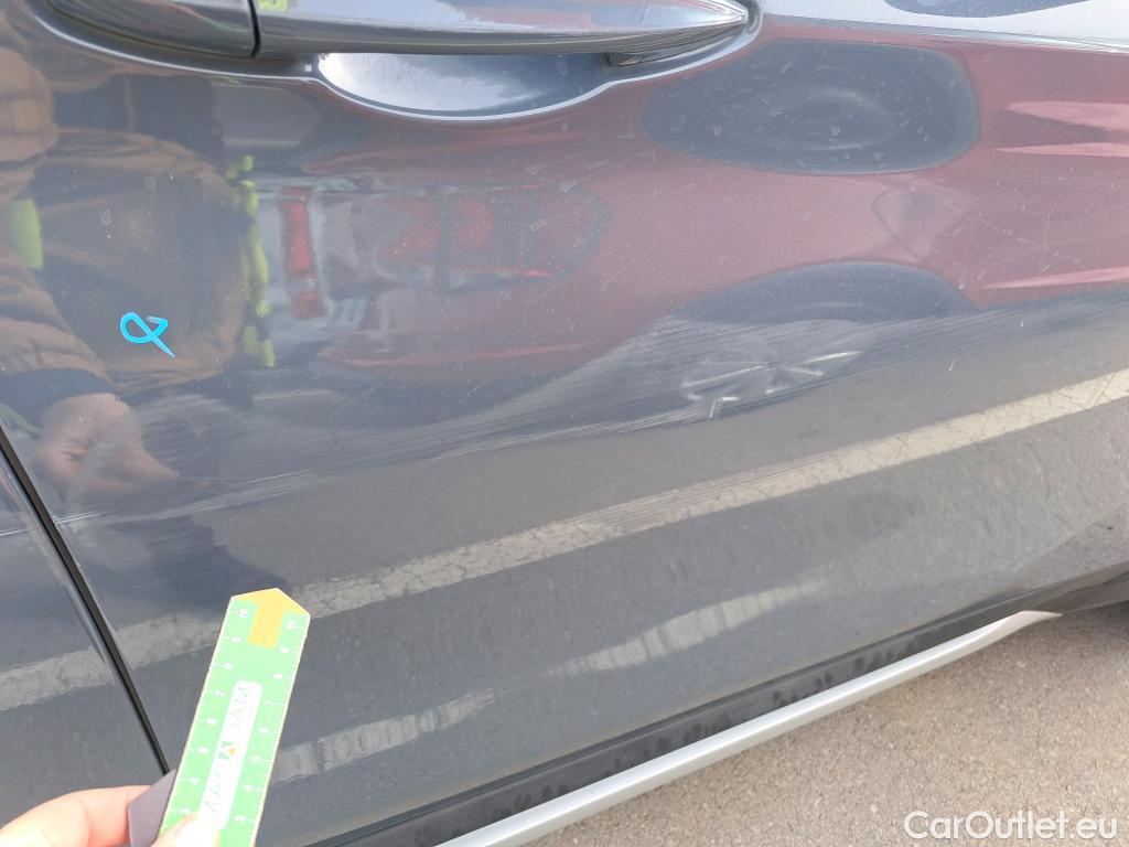  Bmw  X1 BMW  / 2019 / 5P / todoterreno xDrive20i Auto #4