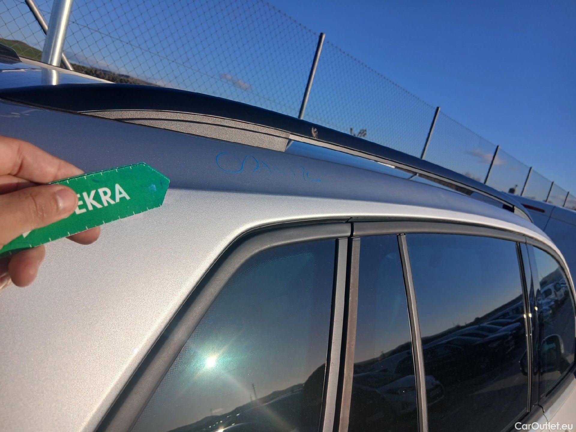  Volkswagen  Tiguan VOLKSWAGEN  / 2020 / 5P / todoterreno Life 1.4 TSI eHybrid 180kW (245CV) DSG #32