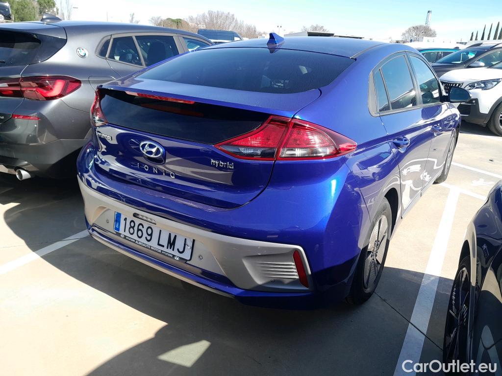  Hyundai   Ioniq HYUNDAI / 2019 / 5P / berlina con portón 1.6 GDI HEV Klass DT #5