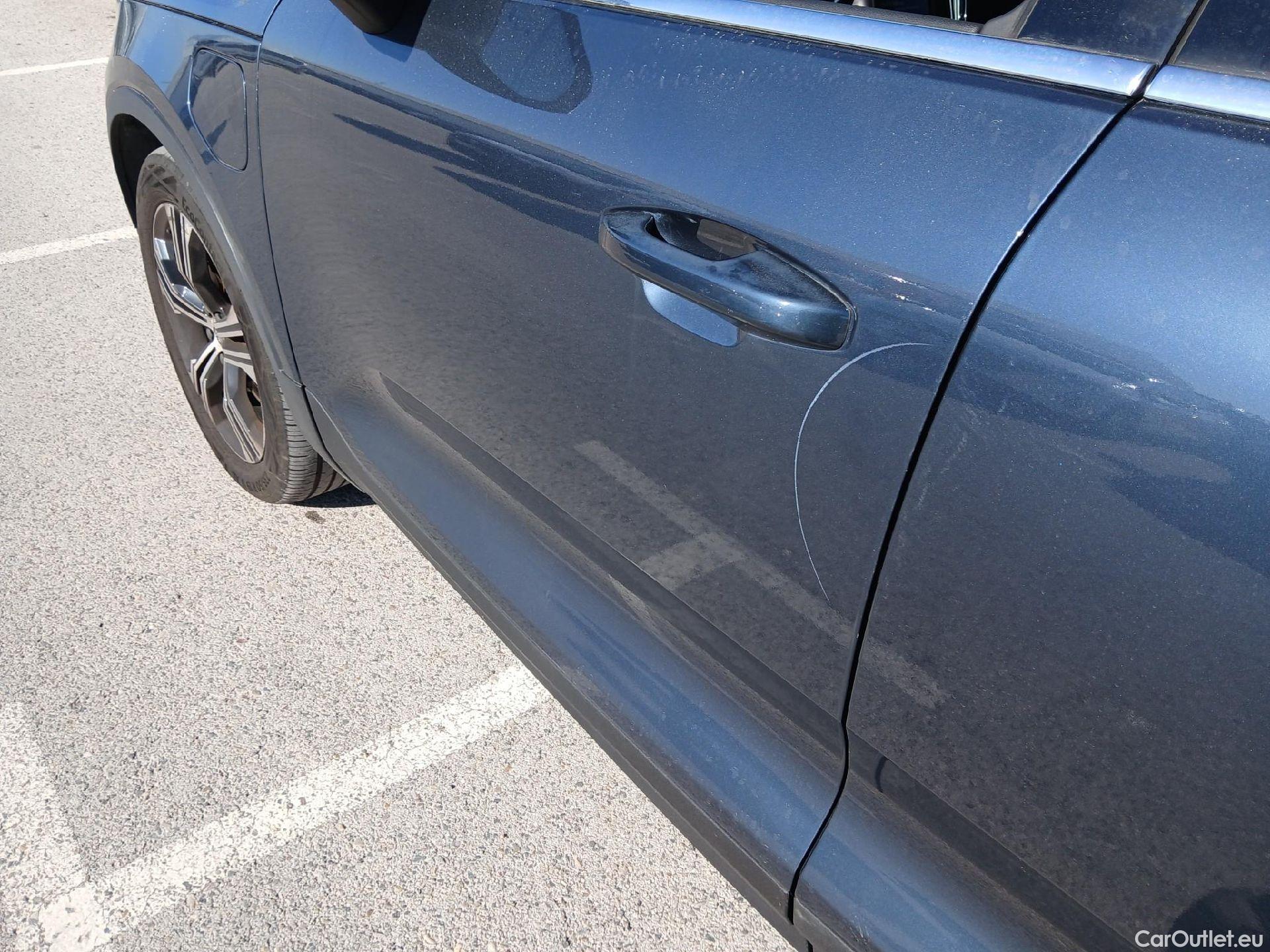  Volvo  XC 40 VOLVO XC40 / 2017 / 5P / todoterreno 1.5 T5 Twin Inscription Auto #18