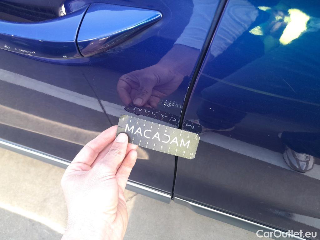  Hyundai   Ioniq HYUNDAI / 2019 / 5P / berlina con portón 1.6 GDI HEV Klass DT #14