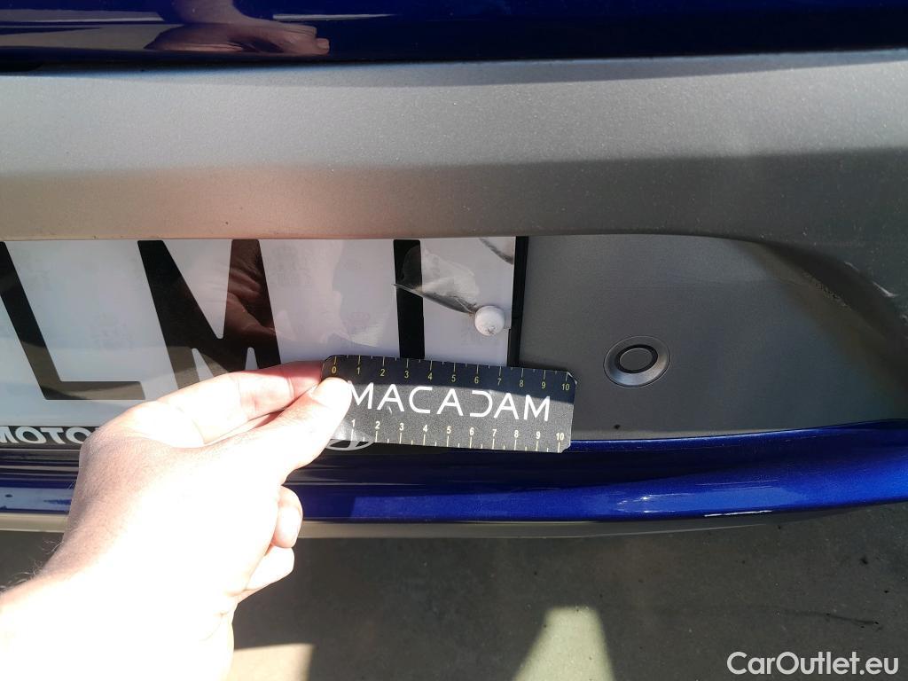  Hyundai   Ioniq HYUNDAI / 2019 / 5P / berlina con portón 1.6 GDI HEV Klass DT #46