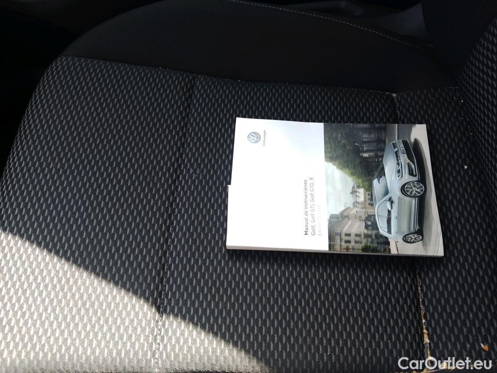  Volkswagen  Golf  VOLKSWAGEN / 2016 / 5P / berlina con portón Ready2Go 1.6 TDI 85kW (115CV) #17