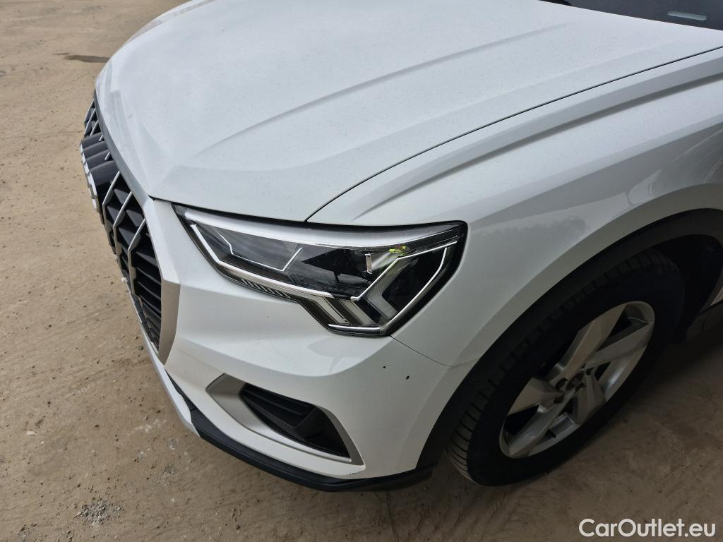  Audi  Q3 AUDI  / 2018 / 5P / todoterreno Advanced 35 TDI 110kW (150CV) S tronic #1