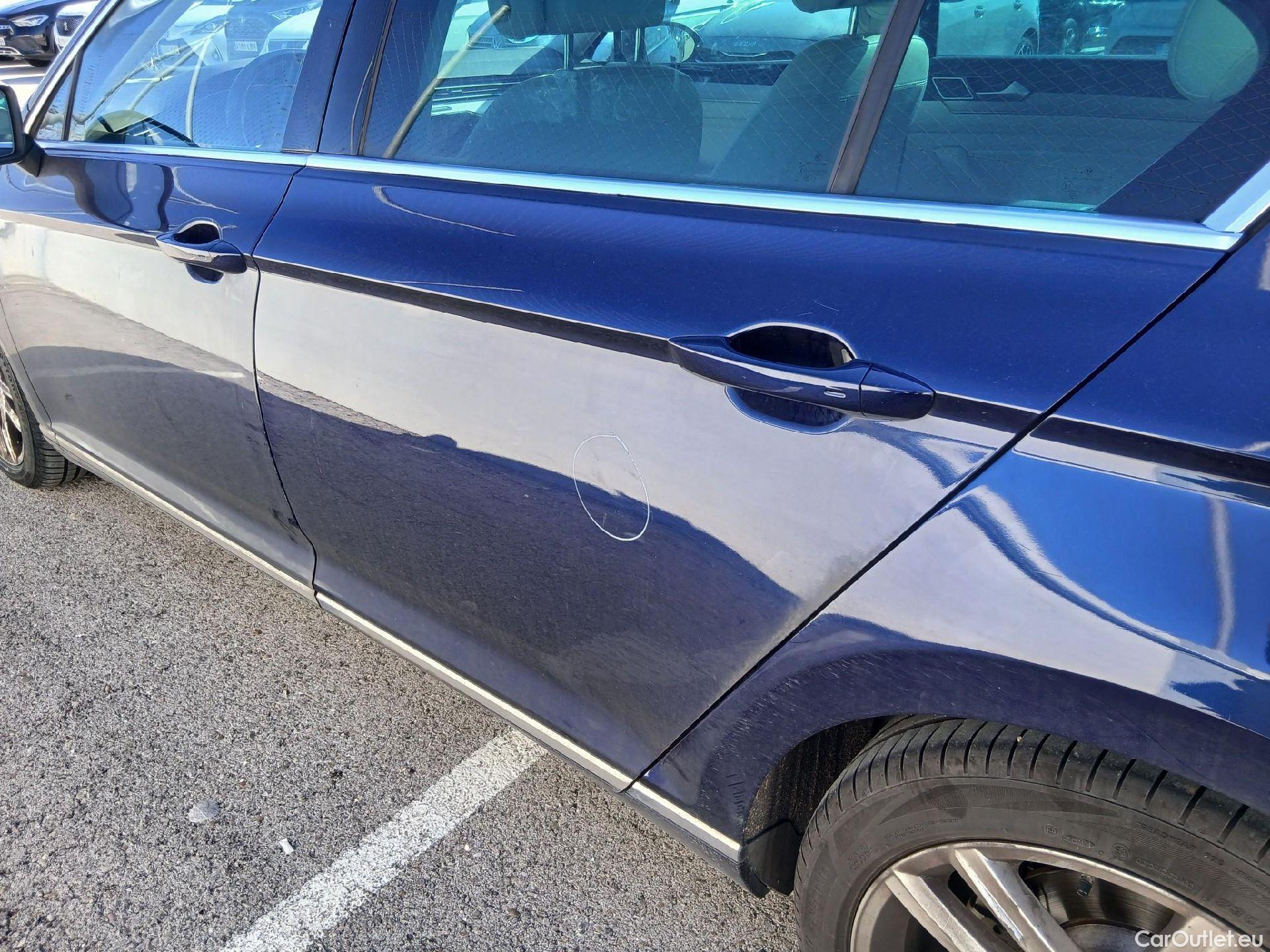  Volkswagen  Passat VOLKSWAGEN  / 2014 / 4P / sedán Sport 2.0 TDI 140kW (190CV) DSG #14