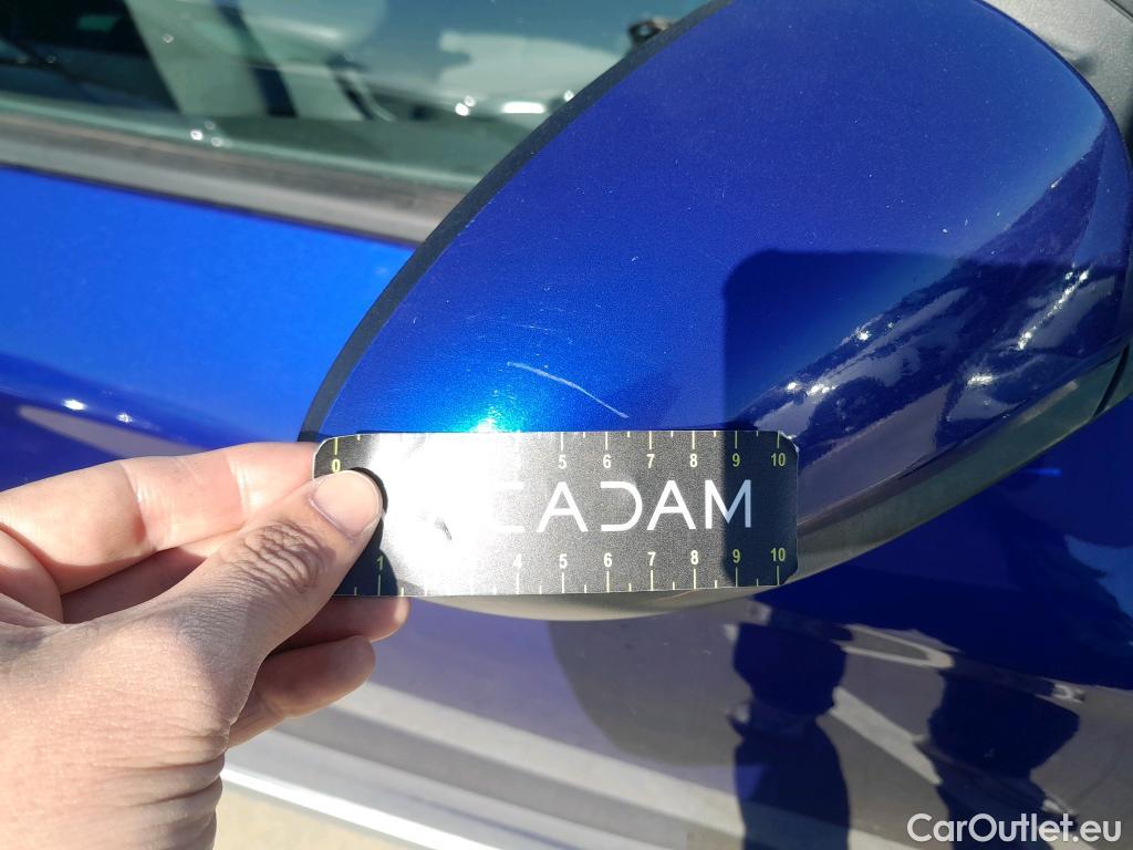  Hyundai   Ioniq HYUNDAI / 2019 / 5P / berlina con portón 1.6 GDI HEV Klass DT #48