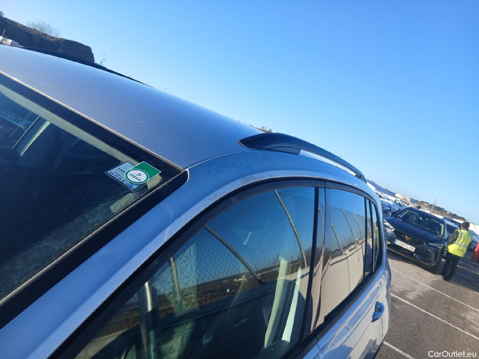  Volkswagen  Tiguan VOLKSWAGEN  / 2020 / 5P / todoterreno Life 1.4 TSI eHybrid 180kW (245CV) DSG #19