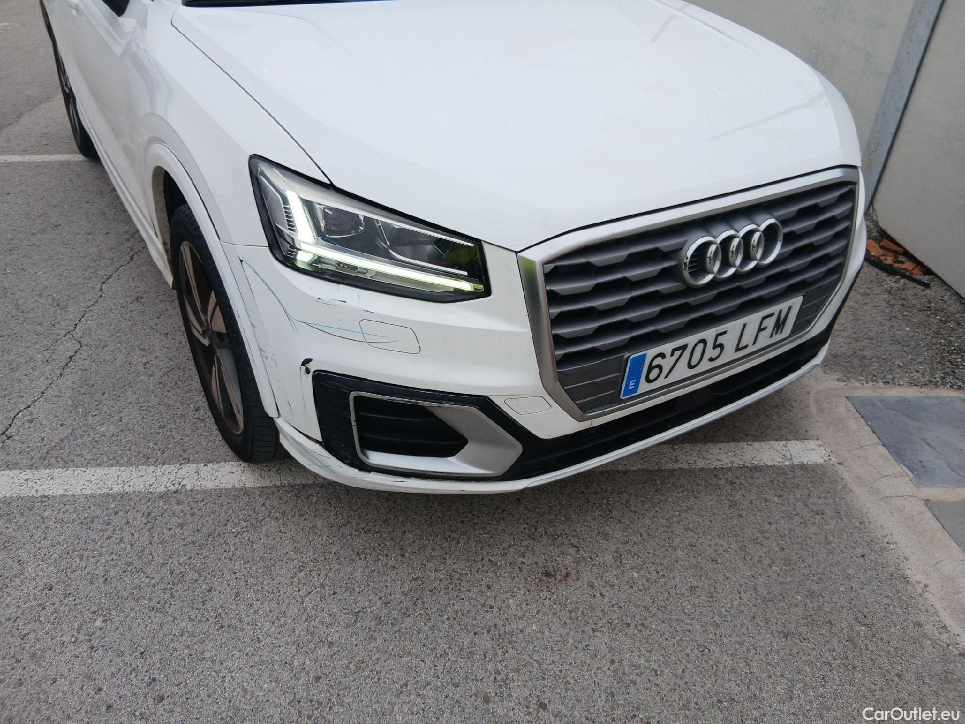  Audi  Q2 AUDI  / 2016 / 5P / todoterreno Sport 30 TDI 85kW (116CV) S tronic #3