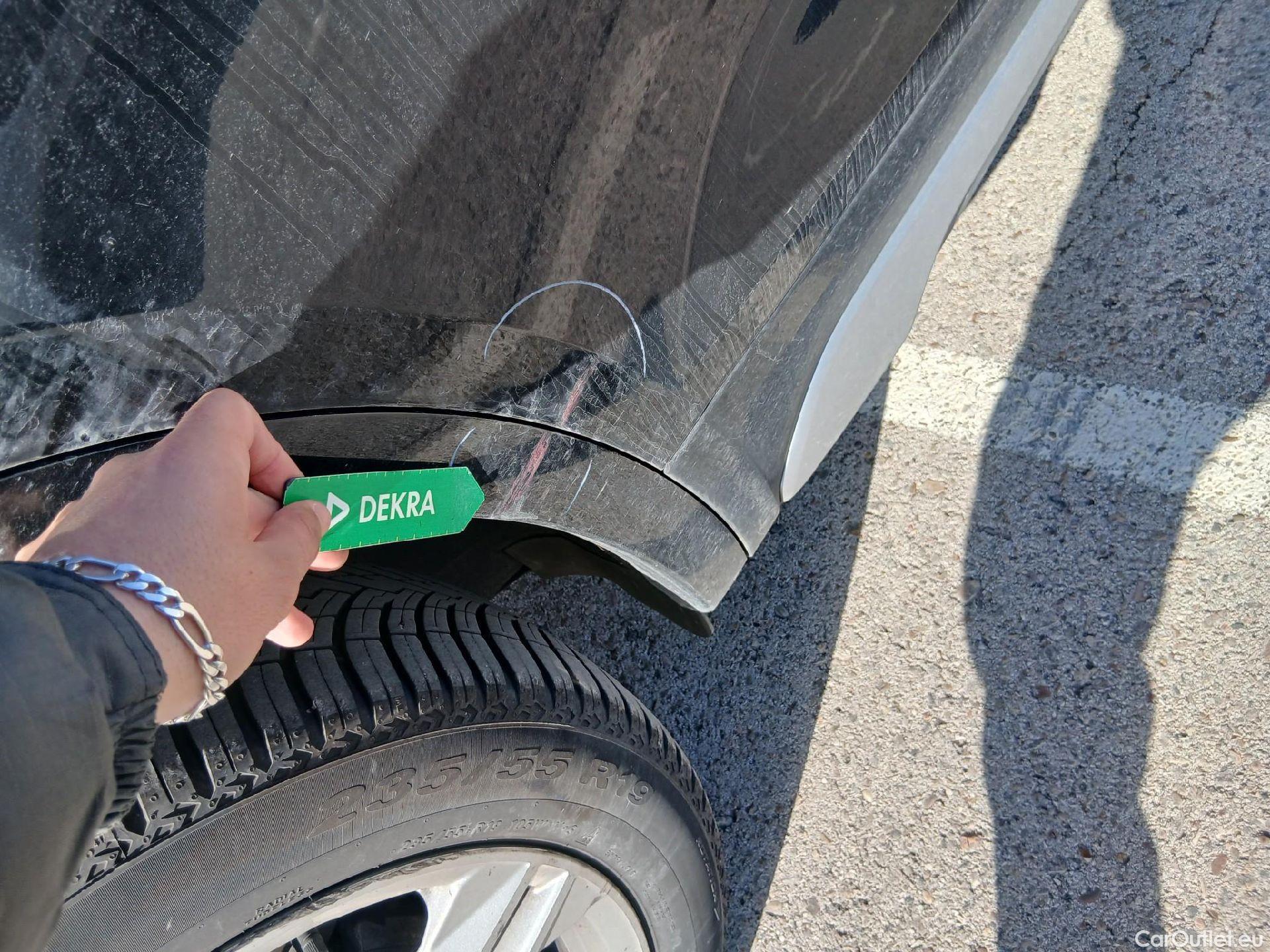  Land Rover  Discovery AUDI Q5 / 2020 / 5P / todoterreno S line 40 TDI 150kW quattro-ultra #9