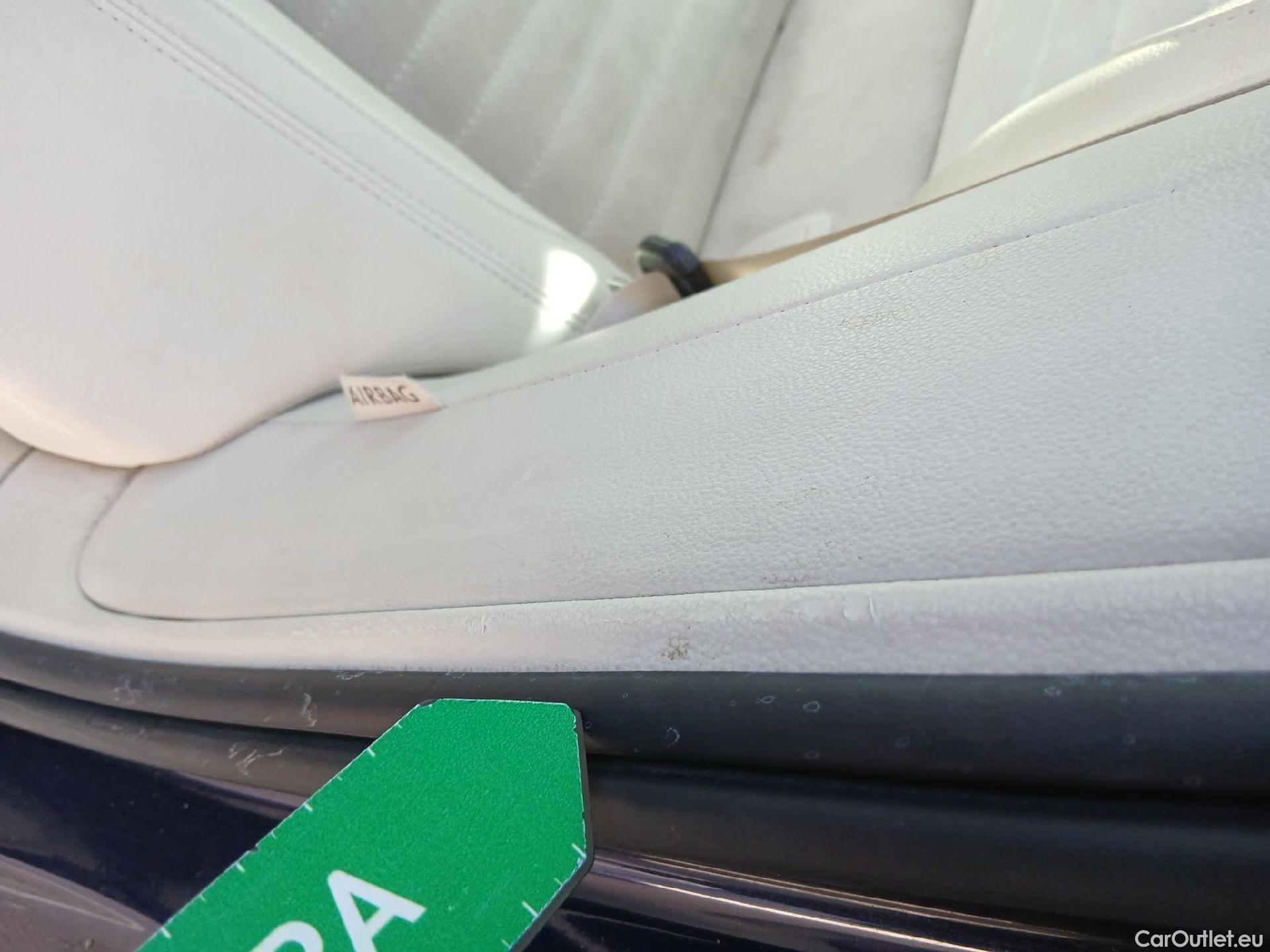  Volkswagen  Passat VOLKSWAGEN  / 2014 / 4P / sedán Sport 2.0 TDI 140kW (190CV) DSG #21