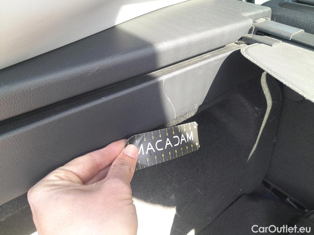  Hyundai   Ioniq HYUNDAI / 2019 / 5P / berlina con portón 1.6 GDI HEV Klass DT #37