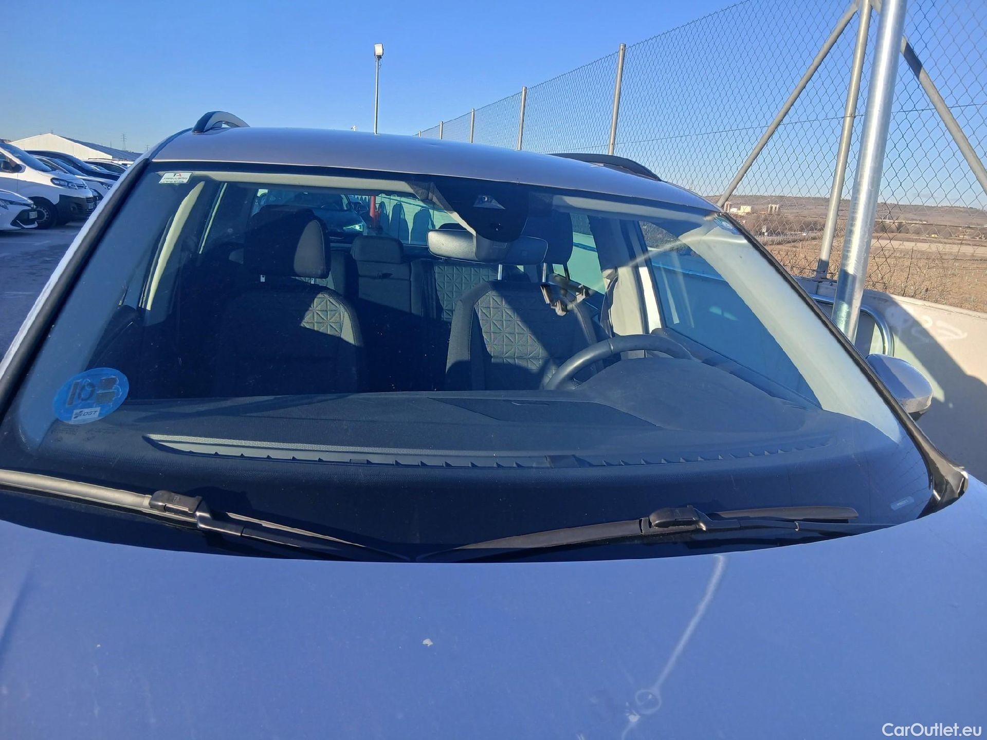  Volkswagen  Tiguan VOLKSWAGEN  / 2020 / 5P / todoterreno Life 1.4 TSI eHybrid 180kW (245CV) DSG #10