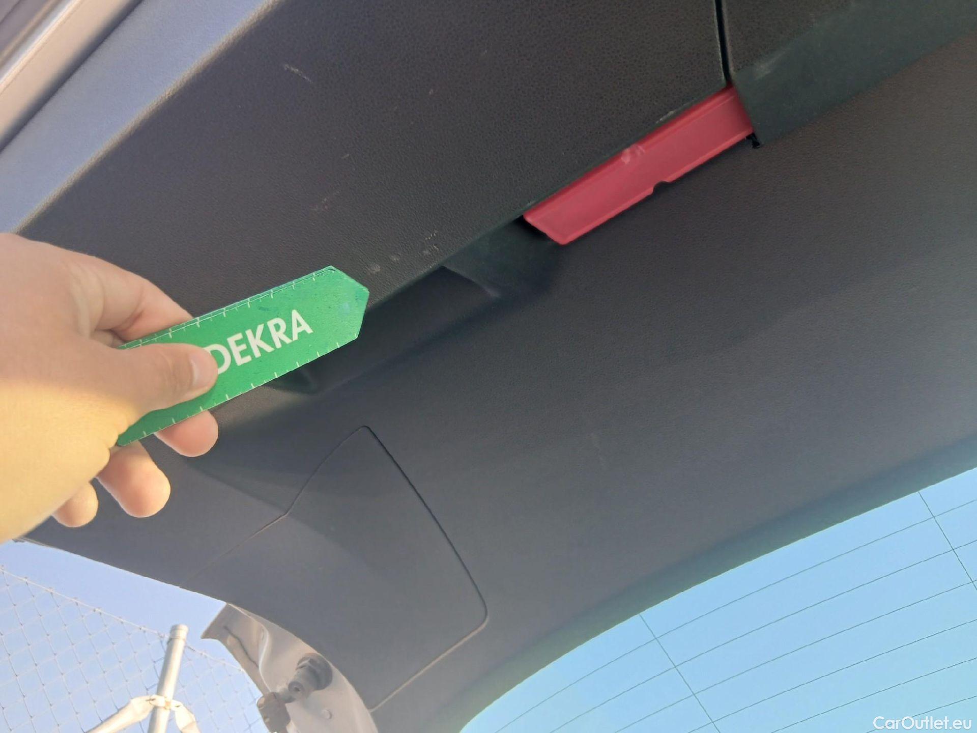  Volkswagen  Tiguan VOLKSWAGEN  / 2020 / 5P / todoterreno Life 1.4 TSI eHybrid 180kW (245CV) DSG #3