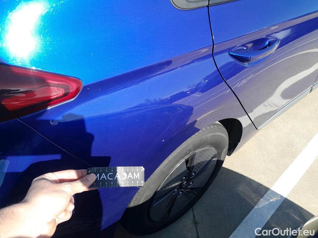  Hyundai   Ioniq HYUNDAI / 2019 / 5P / berlina con portón 1.6 GDI HEV Klass DT #21