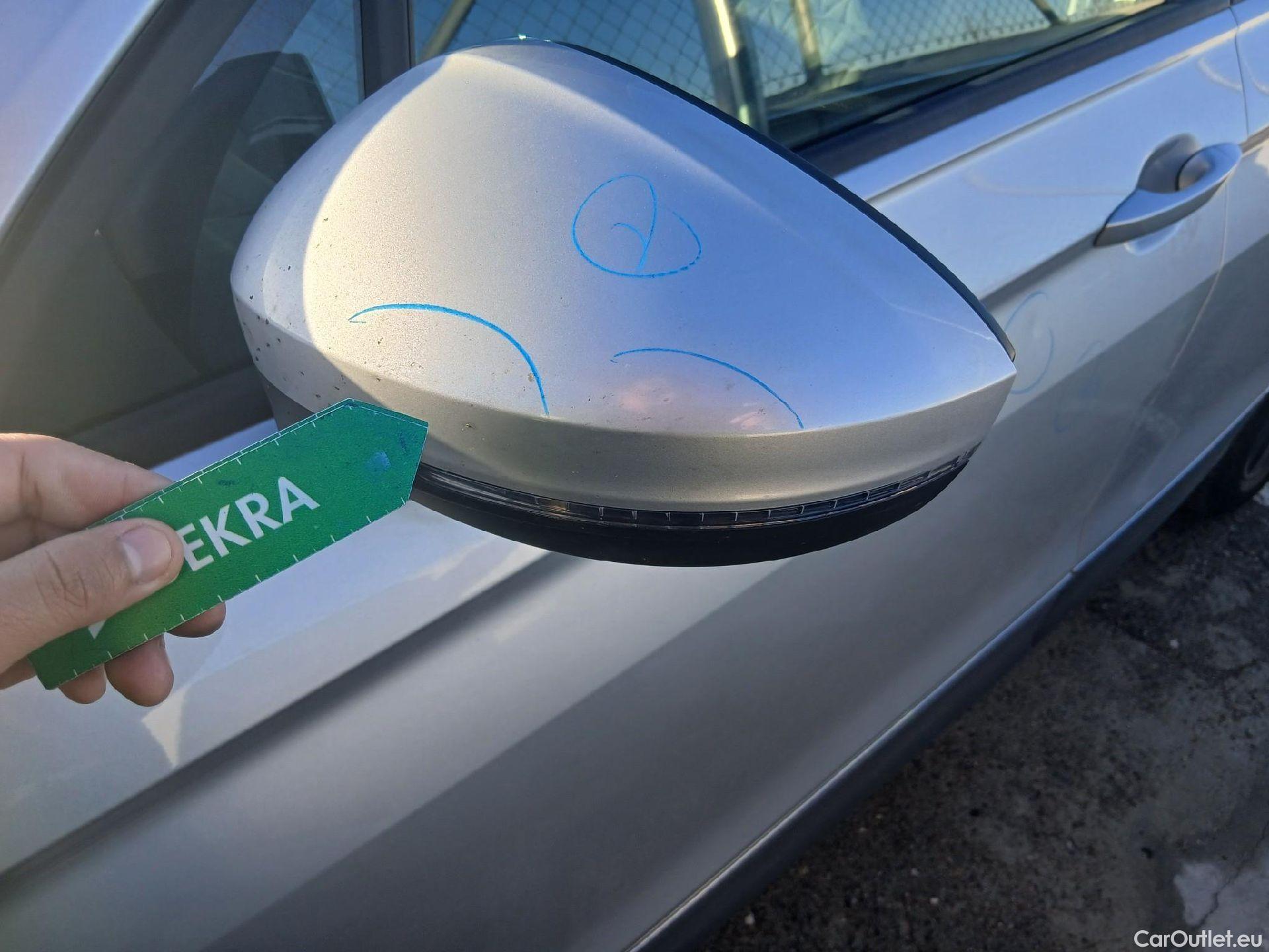  Volkswagen  Tiguan VOLKSWAGEN  / 2020 / 5P / todoterreno Life 1.4 TSI eHybrid 180kW (245CV) DSG #17