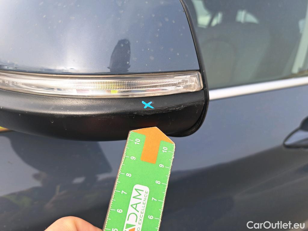  Bmw  X1 BMW  / 2019 / 5P / todoterreno xDrive20i Auto #29