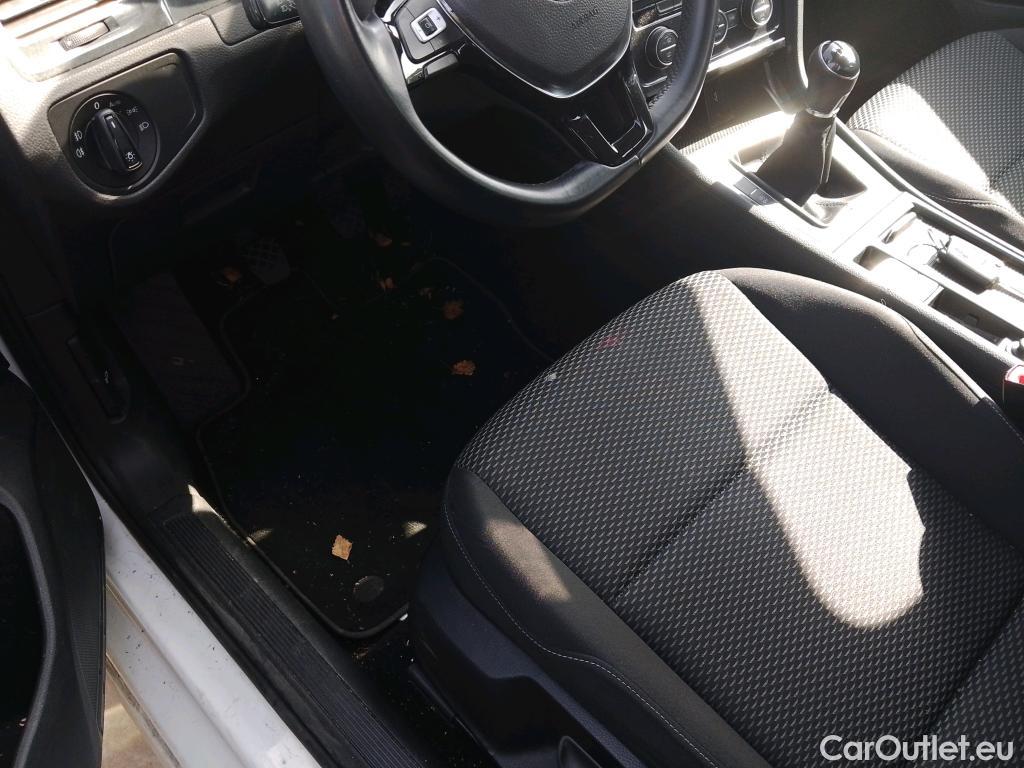  Volkswagen  Golf  VOLKSWAGEN / 2016 / 5P / berlina con portón Ready2Go 1.6 TDI 85kW (115CV) #29