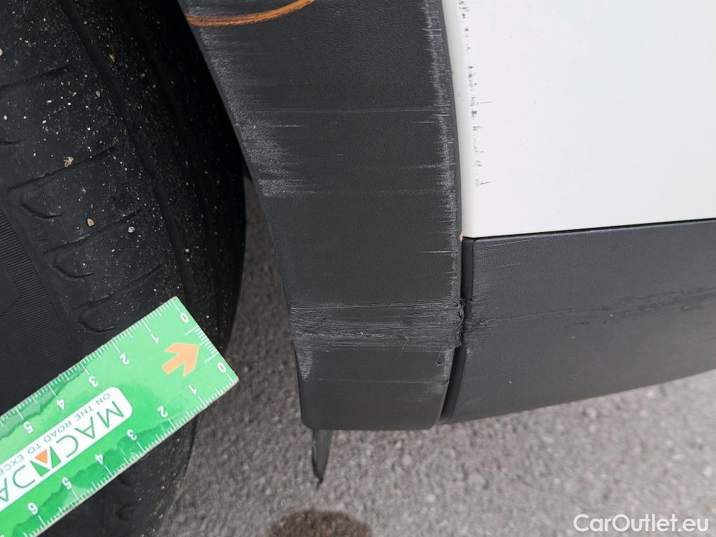  Peugeot  5008 PEUGEOT  / 2020 / 5P / todoterreno 1.5 BlueHDi 96kW S&S Allure Pack EAT8 #10