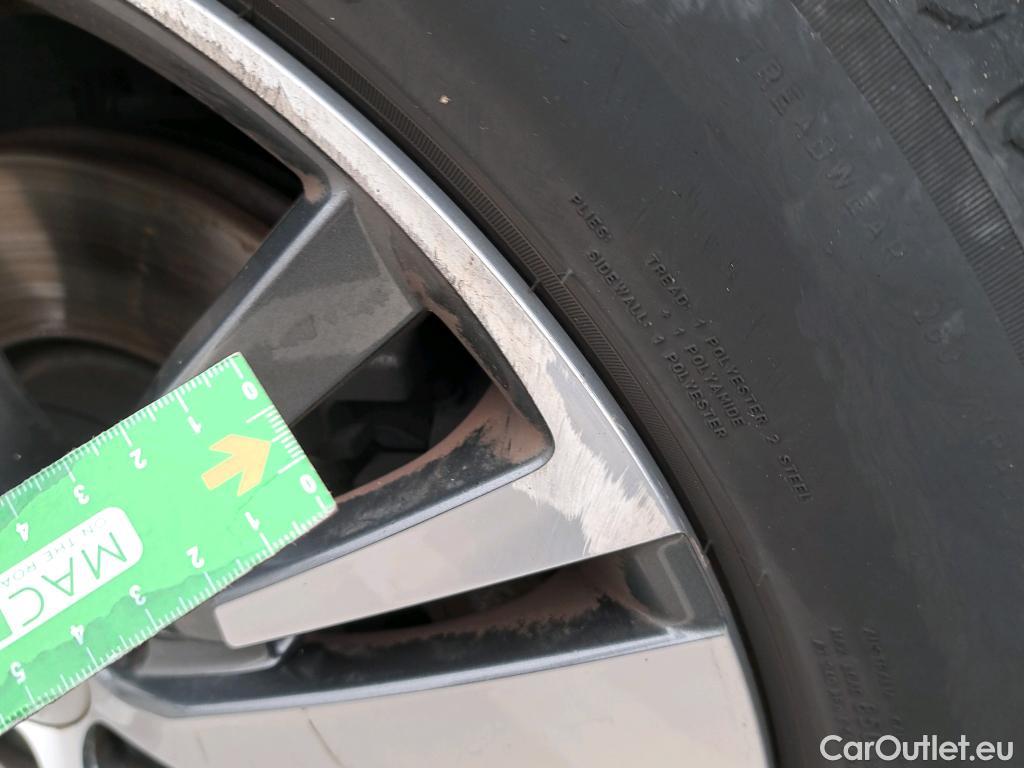  Peugeot  5008 PEUGEOT  / 2020 / 5P / todoterreno 1.5 BlueHDi 96kW S&S Allure Pack EAT8 #21