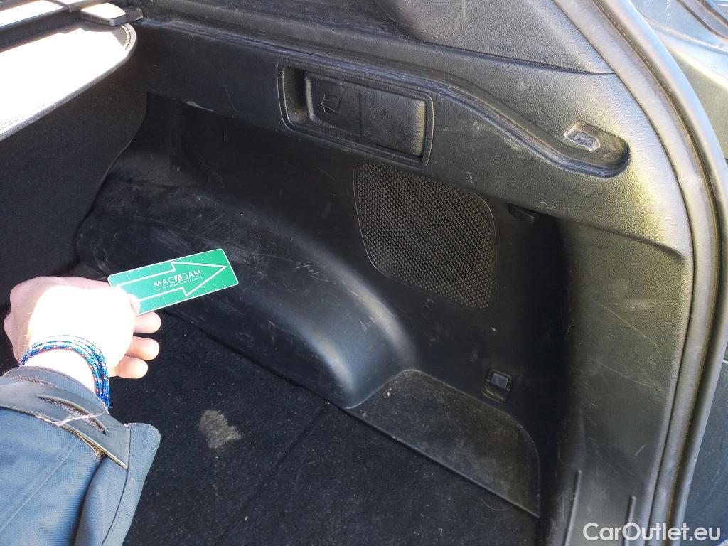  Hyundai  Tucson HYUNDAI  / 2020 / 5P / todoterreno 1.6 TGDI 110kW (150CV) 48V Tecno DCT 2C #32