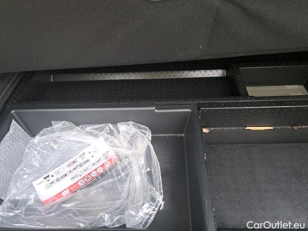  Opel   Grandland X OPEL PHEV / 2017 / 5P / todoterreno 1.6 Turbo Edition Auto 4x2 #17