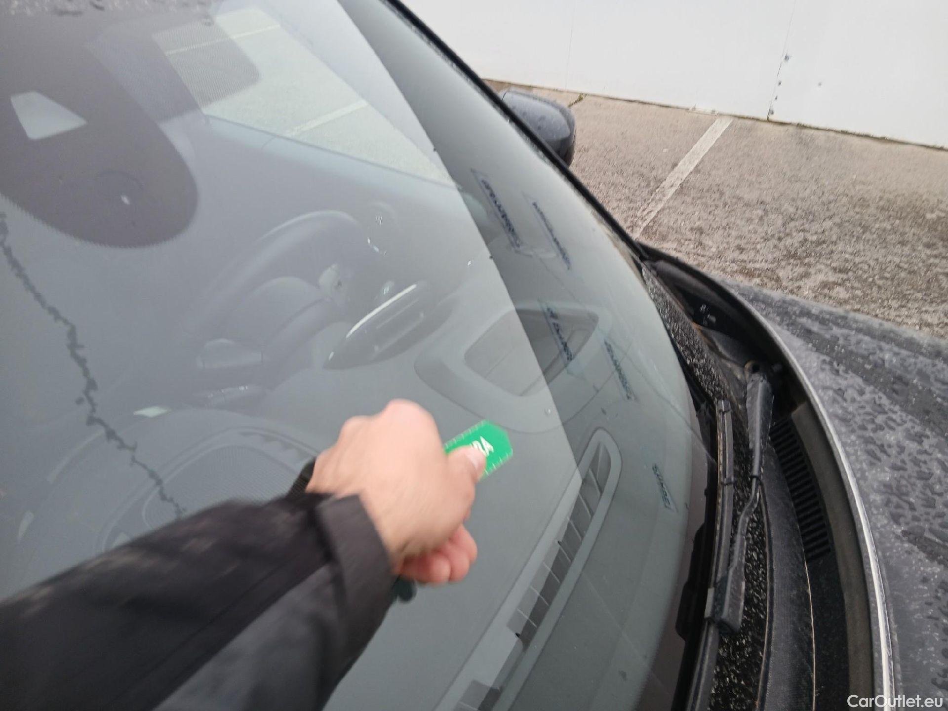  Mini  Countryman MINI  / 2020 / 5P / berlina con portón Cooper S E ALL4 #17