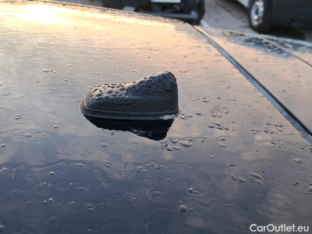  Opel  Corsa OPEL  / 2019 / 5P / berlina con portón 1.2T XHL 74kW (100CV) GS-Line + #30