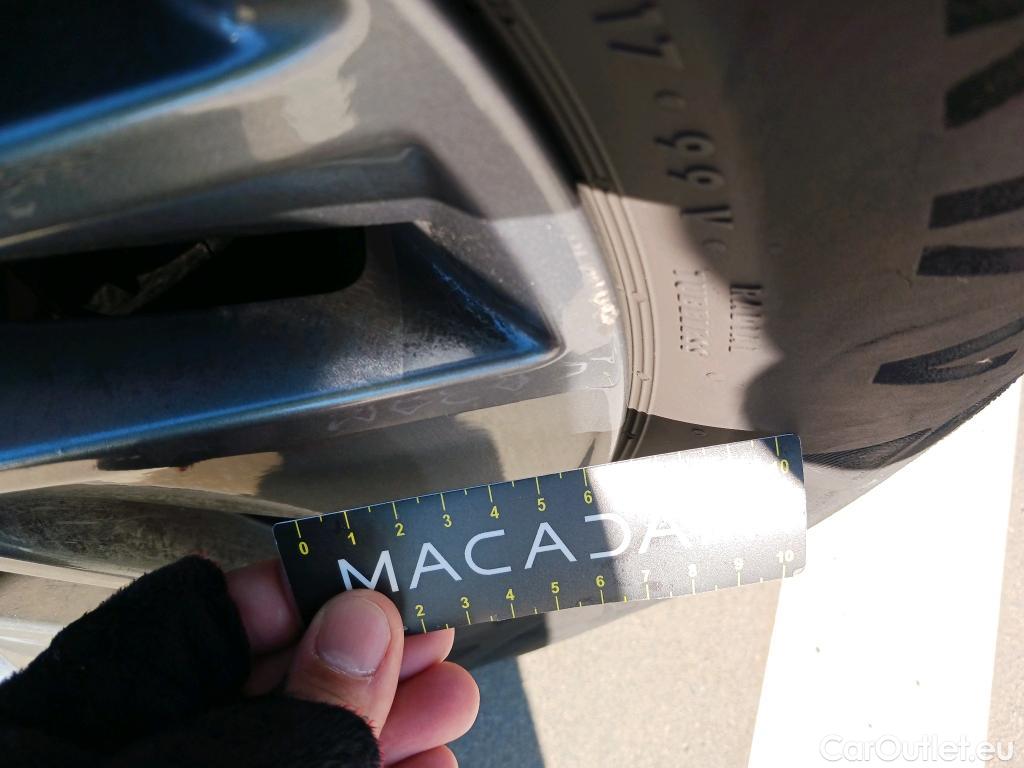  Nissan  Qashqai NISSAN  / 2021 / 5P / todoterreno DIG-T 116kW (158CV) mHEV Xtronic Acenta (AC2) #29