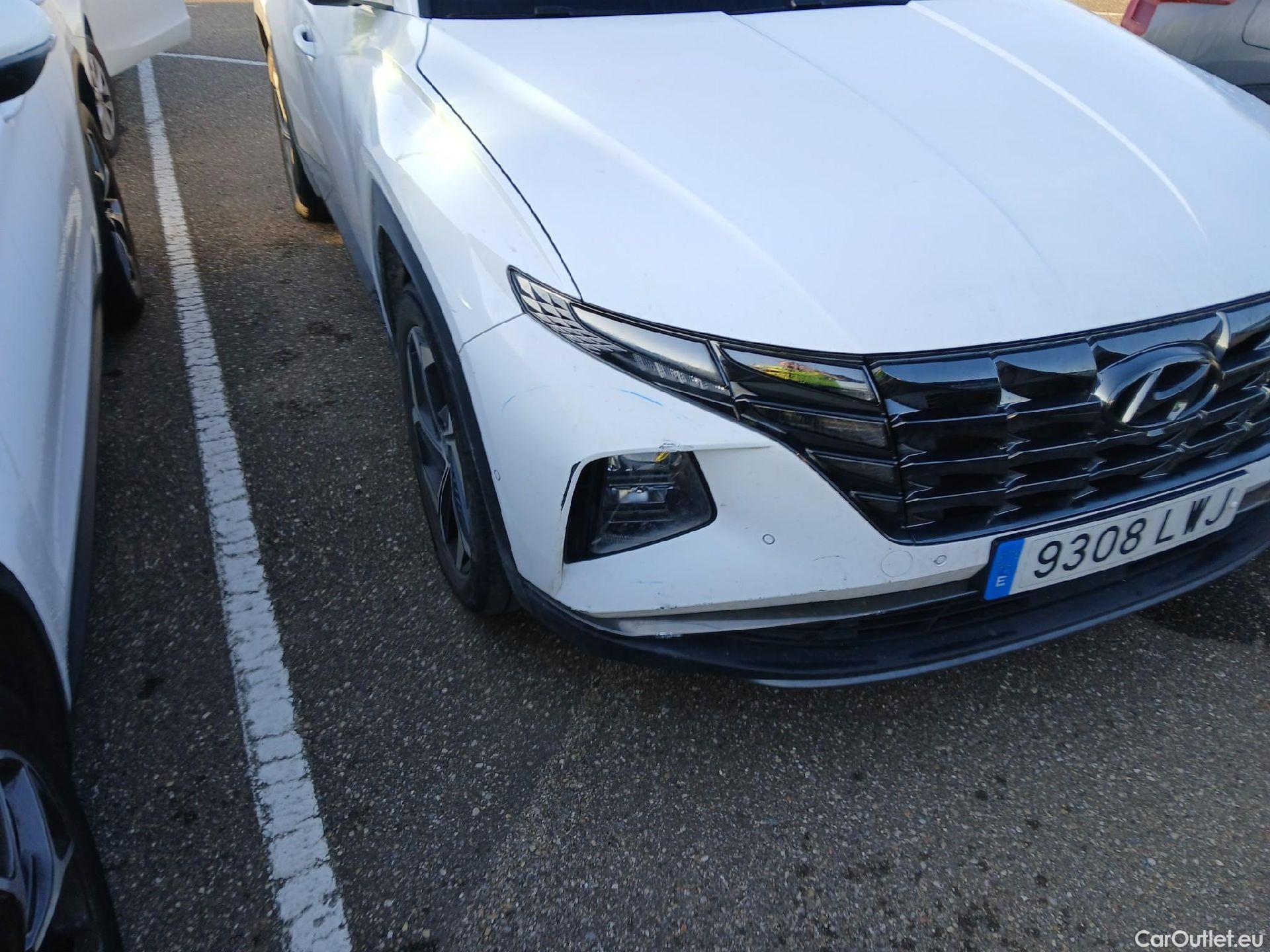  Hyundai  Tucson HYUNDAI  / 2020 / 5P / todoterreno 1.6 TGDI PHEV 195kW Style Auto 4x4 #13