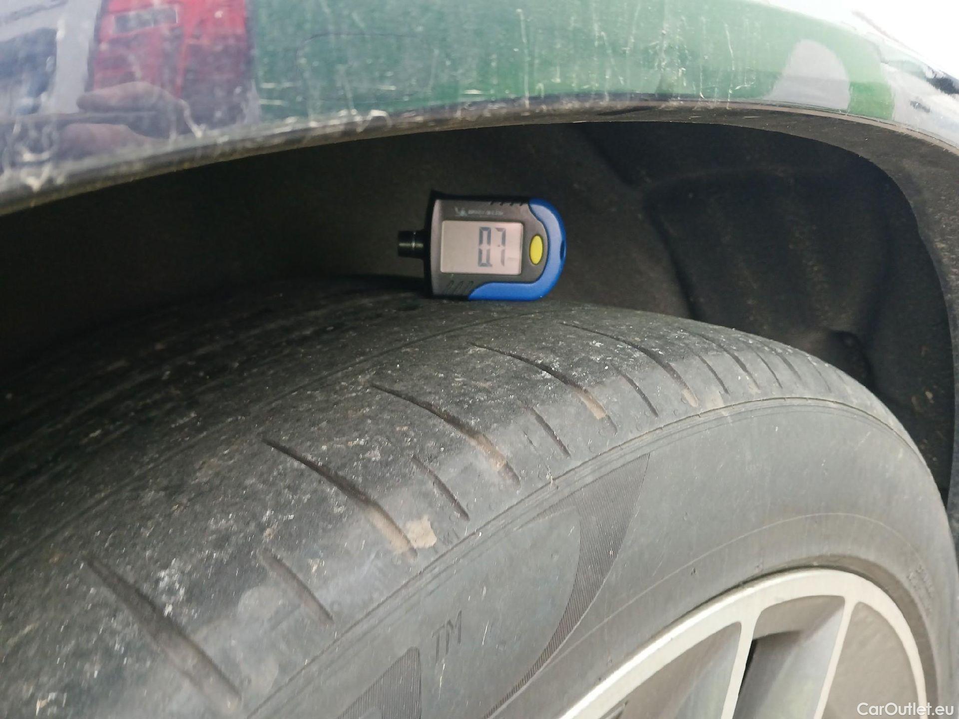  Mercedes  G-Klasee MERCEDES-BENZ GLE Coupé / 2020 / 5P / todoterreno GLE 350 d 4MATIC #6