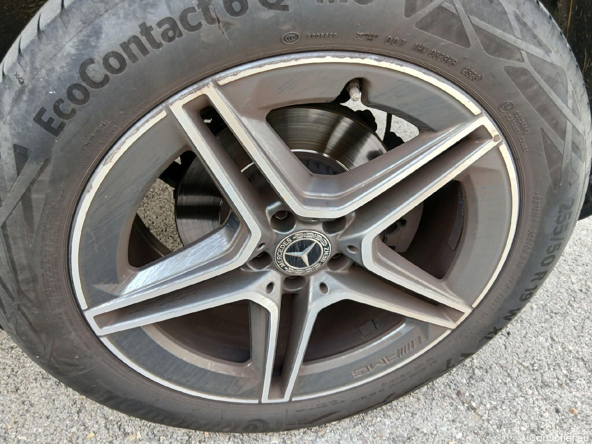  Mercedes  G-Klasee MERCEDES-BENZ GLC Coupé / 2019 / 5P / coupé GLC 220 d 4MATIC #24