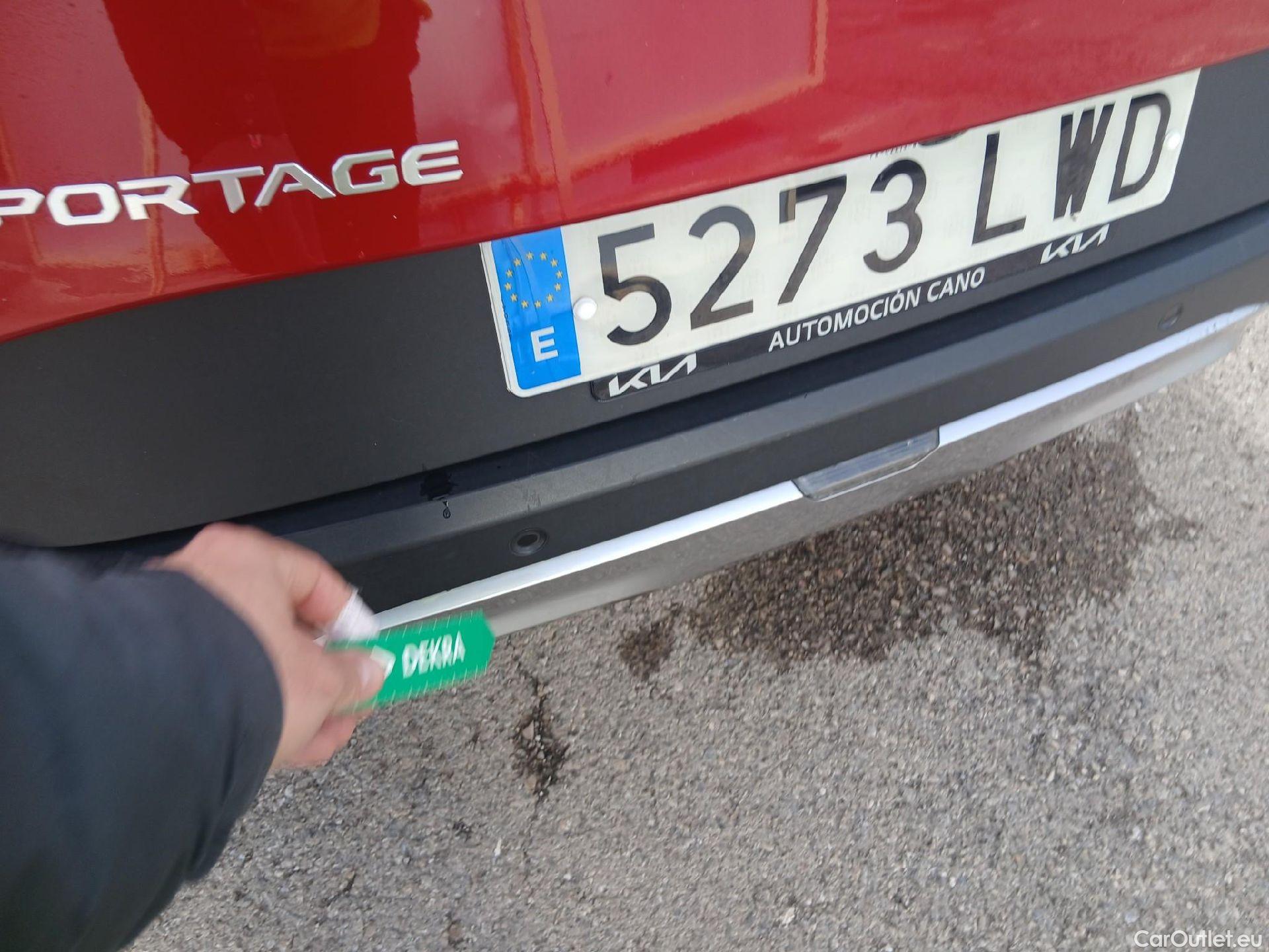  KIA  Sportage KIA  / 2022 / 5P / todoterreno 1.6 T-GDi MHEV 112kW (150CV) Drive 4X2 #10