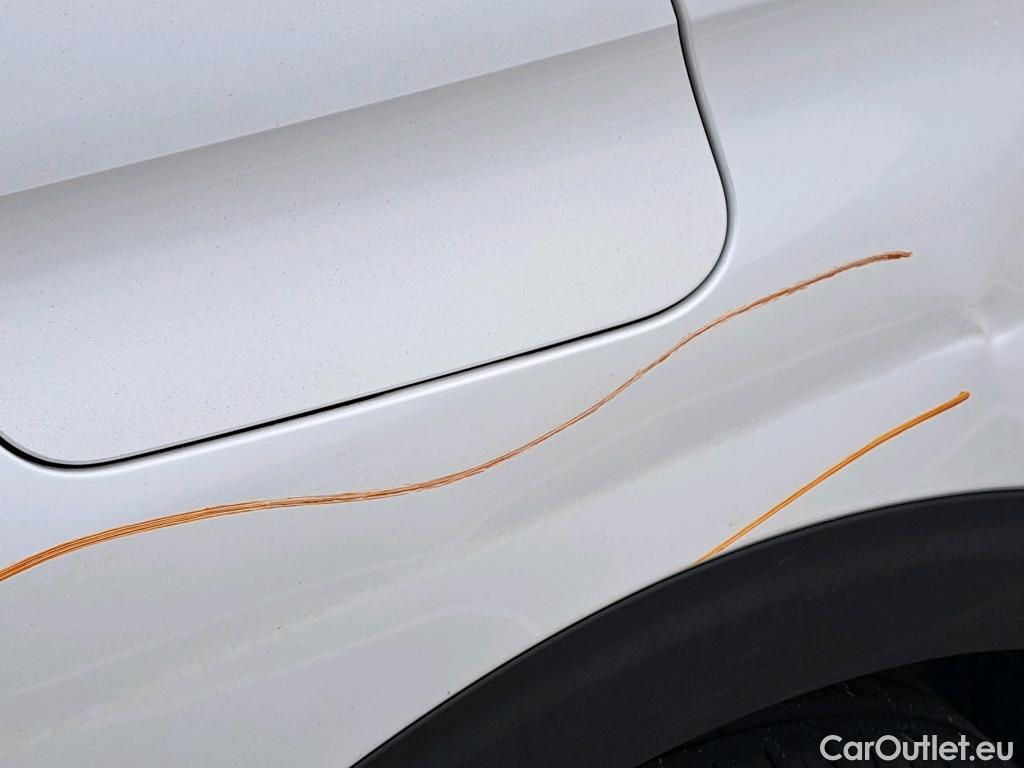  Peugeot  5008 PEUGEOT  / 2020 / 5P / todoterreno 1.5 BlueHDi 96kW S&S Allure Pack EAT8 #6