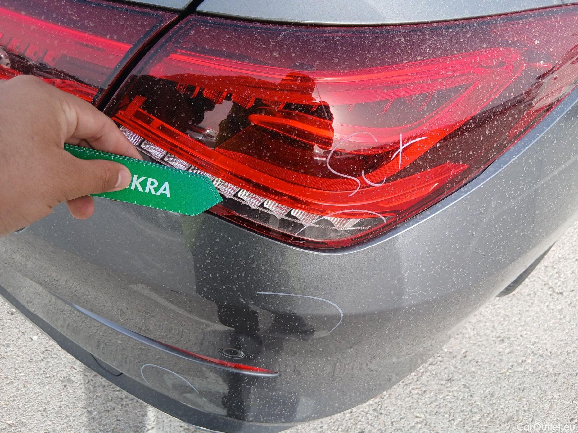  Mercedes  CLA-Klasse MERCEDES-BENZ CLA / 2019 / 5P / familiar CLA 200 Shooting Brake #14