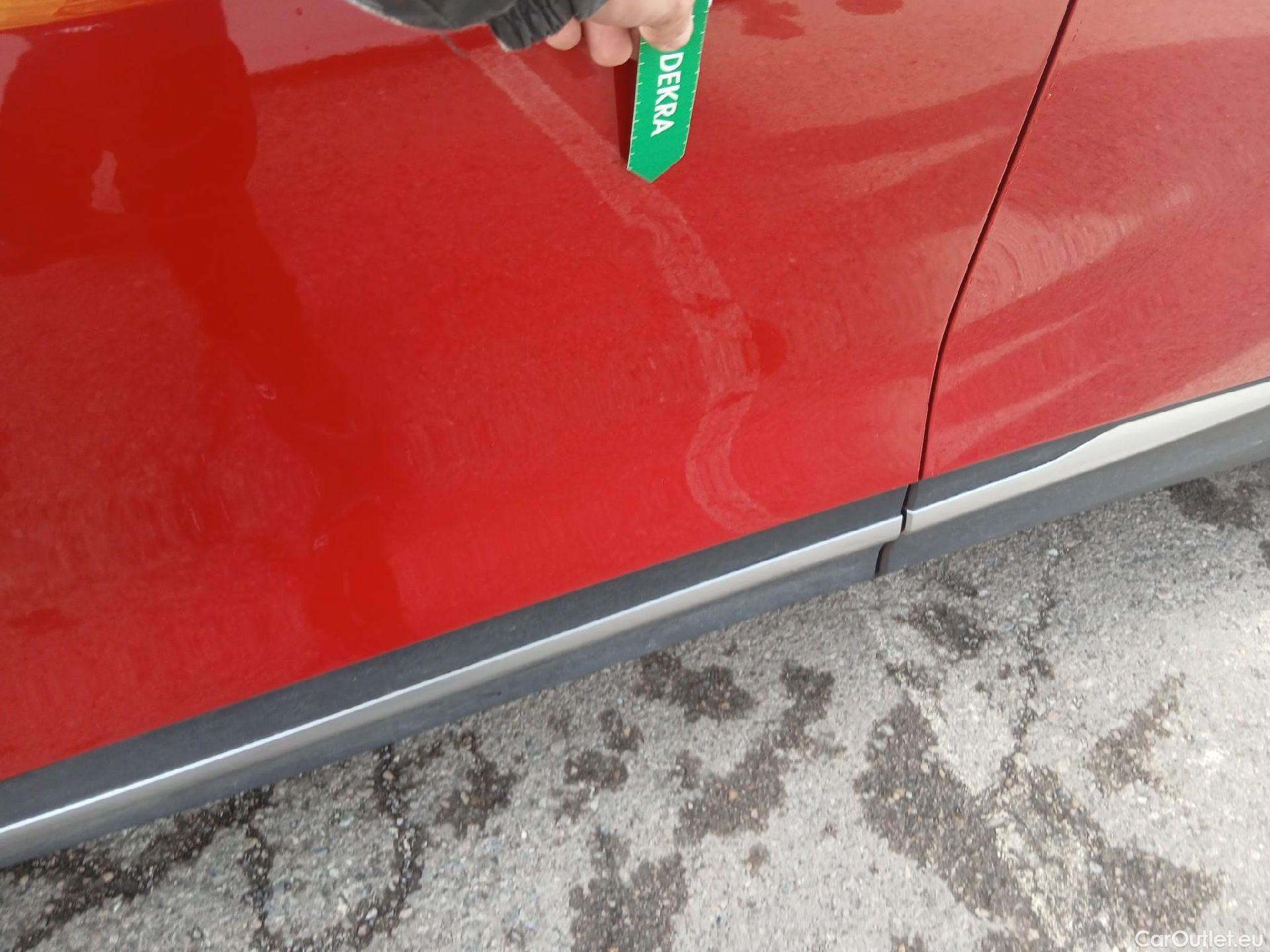  KIA  Sportage KIA  / 2022 / 5P / todoterreno 1.6 T-GDi MHEV 112kW (150CV) Drive 4X2 #2