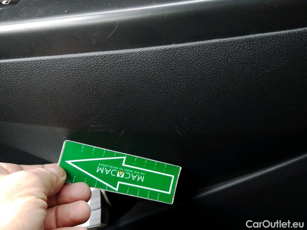  Hyundai  Konna HYUNDAI Kona / 2020 / 5P / todoterreno 1.6 GDI HEV Maxx DCT #27