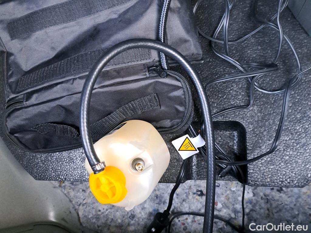  Opel  Corsa OPEL  / 2019 / 5P / berlina con portón 1.2T XHL 74kW (100CV) GS-Line + #16