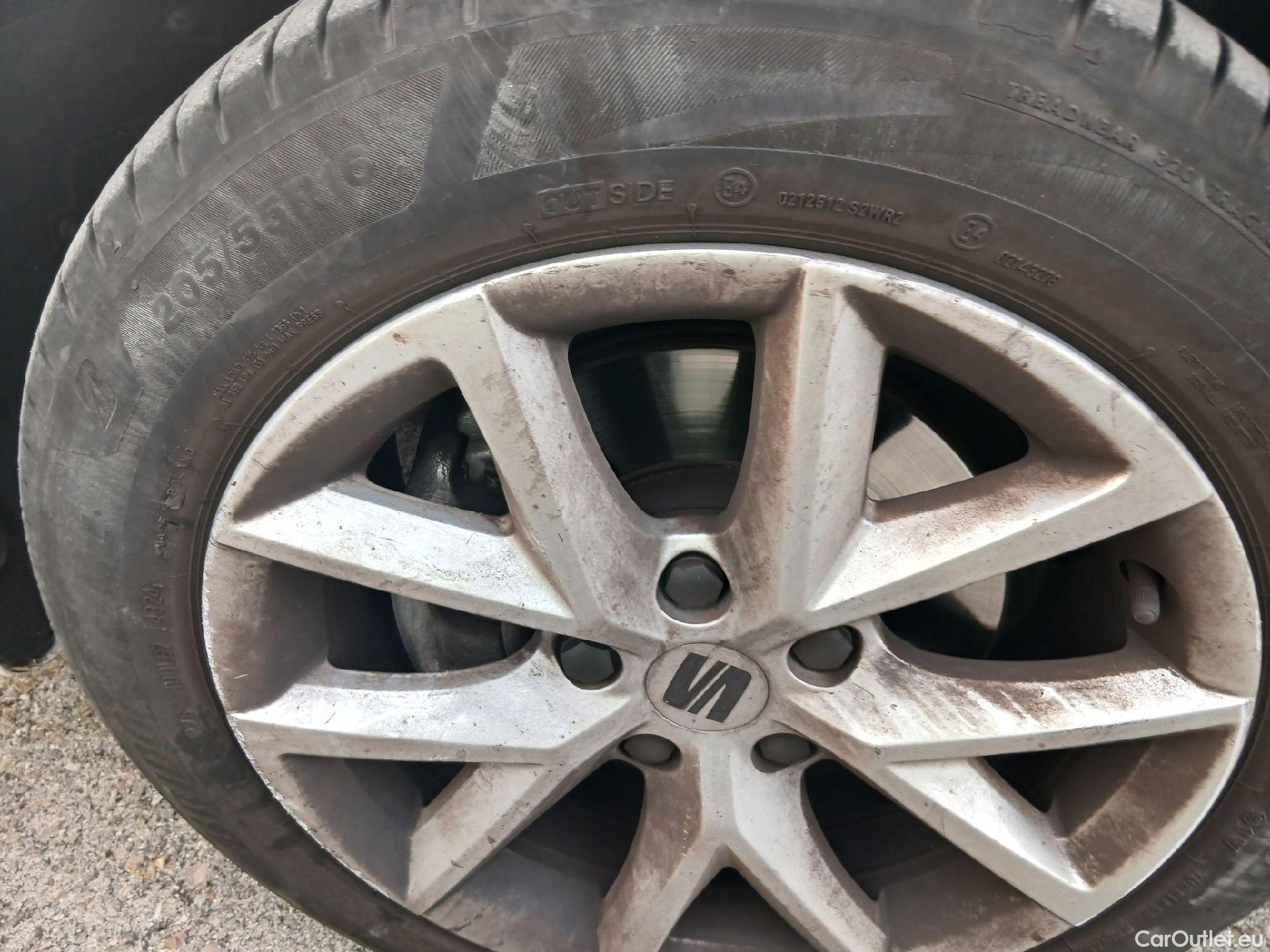  Land Rover  Discovery SEAT Nuevo León / 2020 / 5P / berlina con portón 2.0 TDI 85kW S&S Style Go (AC3) #5