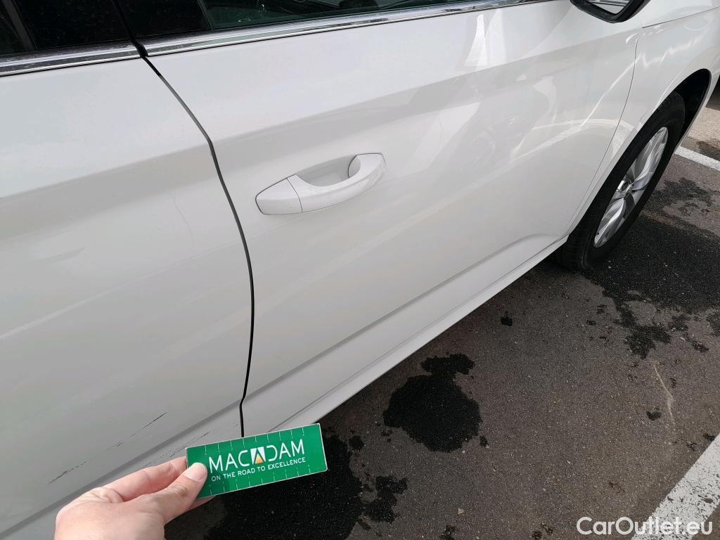  Skoda  KAMIQ SKODA  1.0 TSI 81kW (110CV) DSG Ambition #7