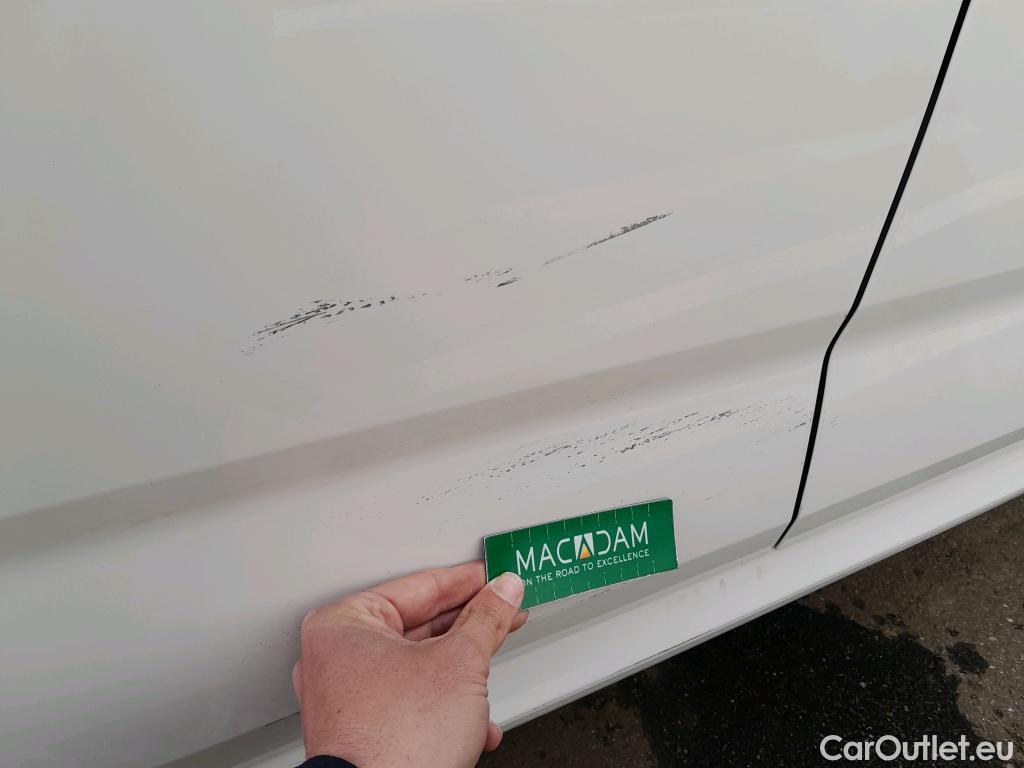  Skoda  KAMIQ SKODA  1.0 TSI 81kW (110CV) DSG Ambition #16