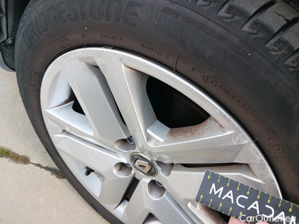  Renault  Clio RENAULT  / 2019 / 5P / berlina con portón Intens TCe 74 kW (100CV) GLP #10