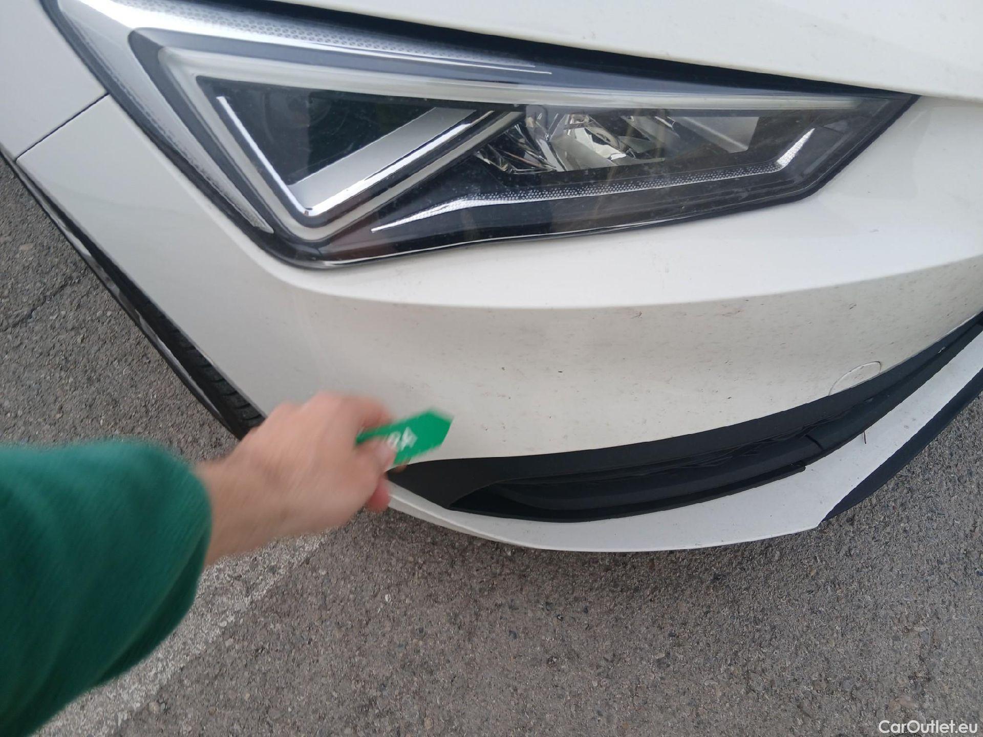  Seat  Leon SEAT Nuevo León / 2020 / 5P / familiar SP 1.4 e-Hybrid DSG S&S Xcellence Go L #3