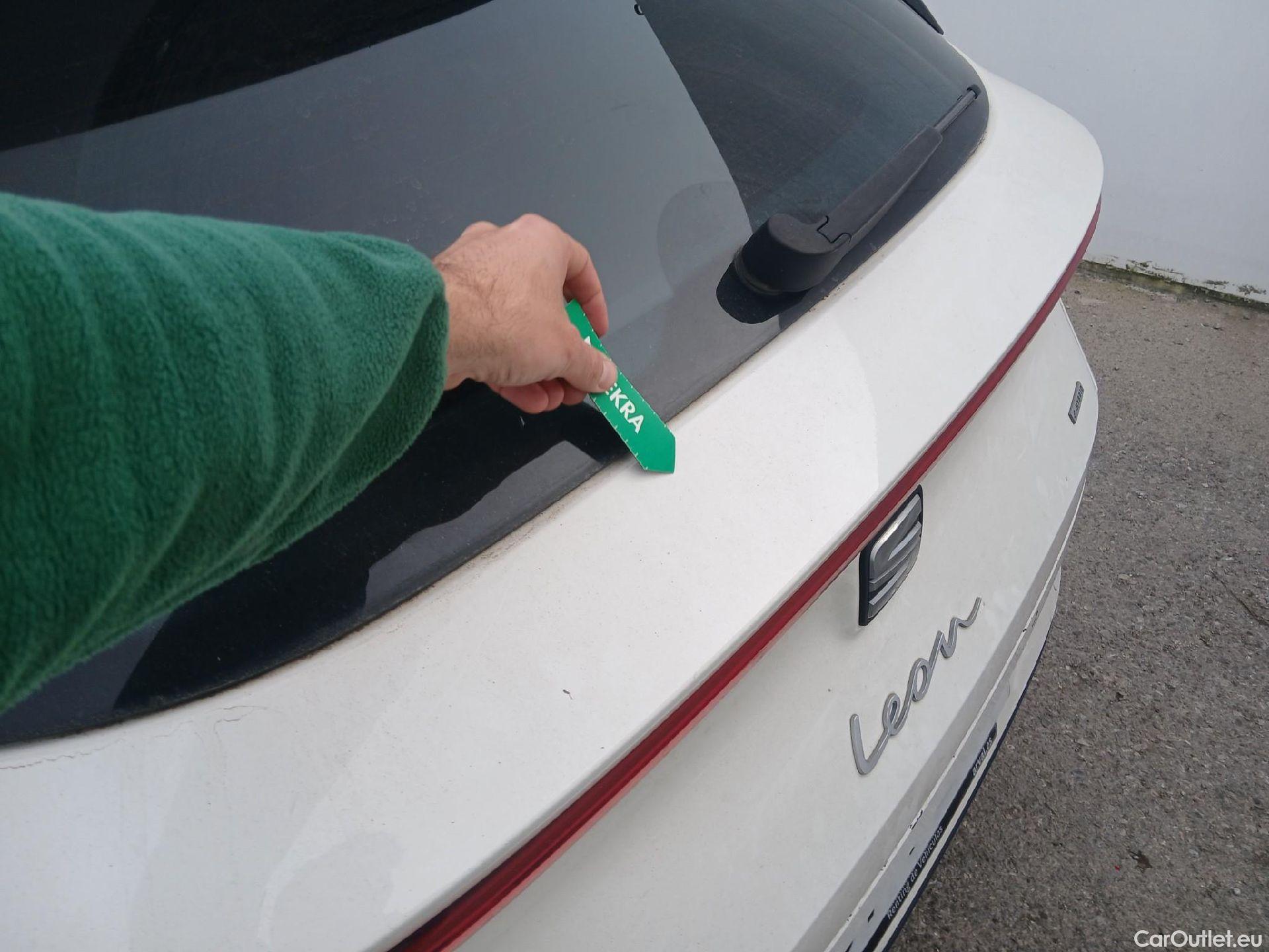  Seat  Leon SEAT Nuevo León / 2020 / 5P / familiar SP 1.4 e-Hybrid DSG S&S Xcellence Go L #12