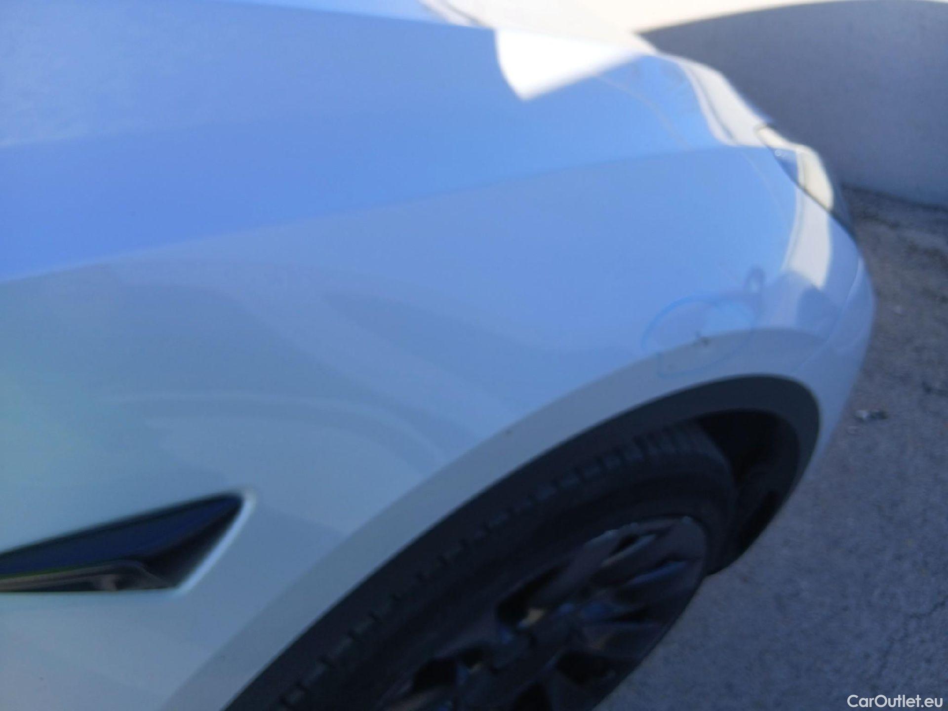  Tesla  Model Y TESLA  / 2020 / 5P / todoterreno Gran Autonomía 4WD #21