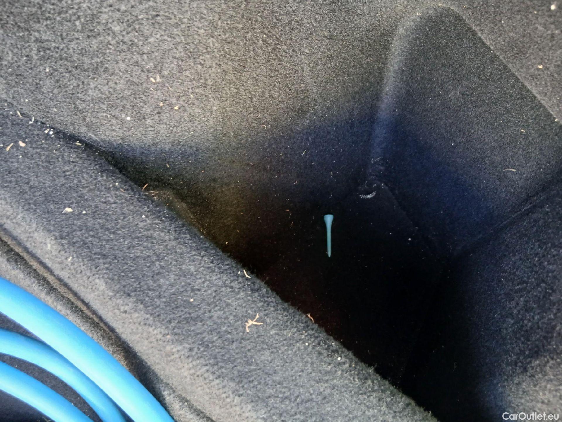  Tesla  Model Y TESLA  / 2020 / 5P / todoterreno Gran Autonomía 4WD #11