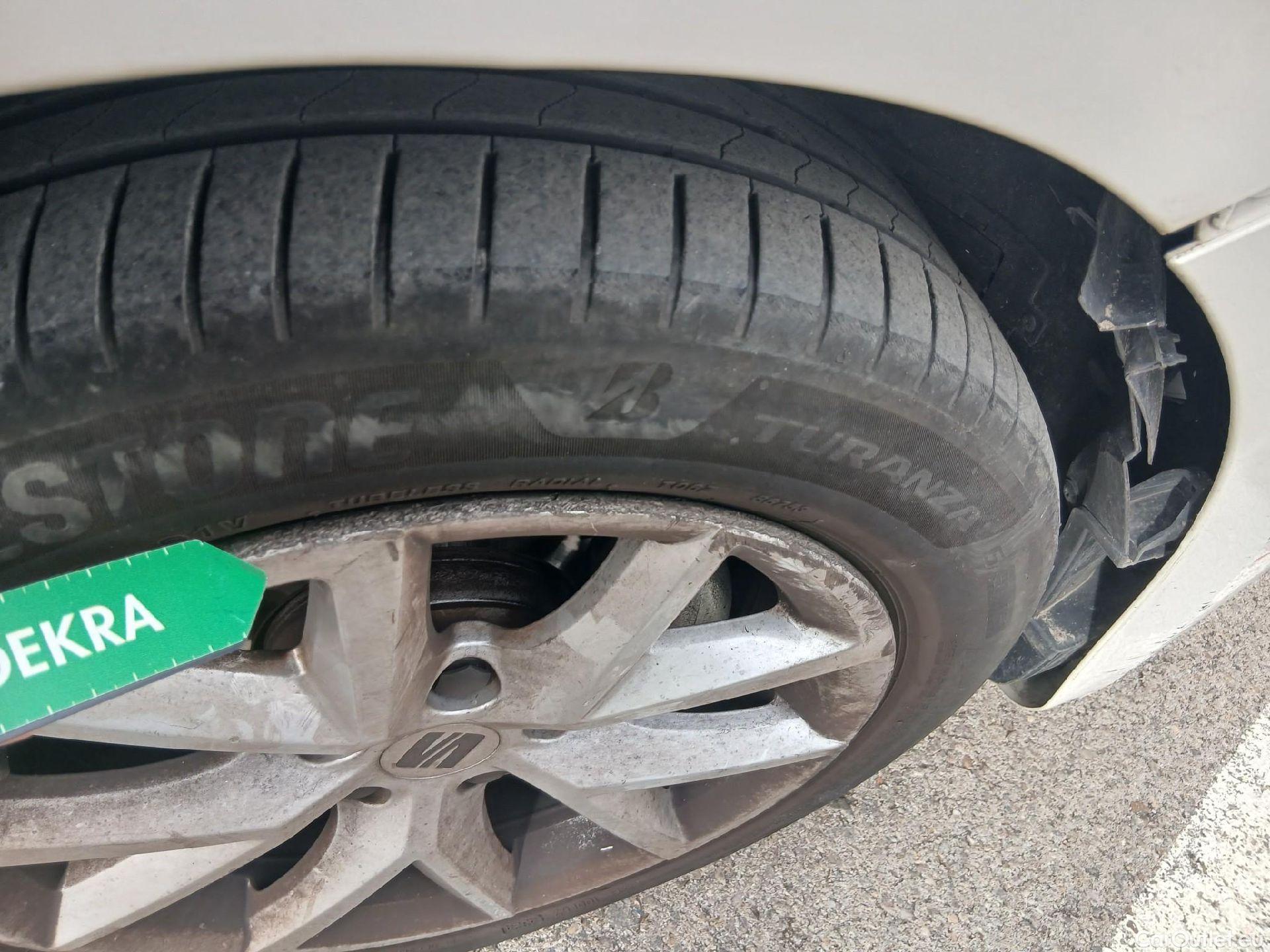  Land Rover  Discovery SEAT Nuevo León / 2020 / 5P / berlina con portón 2.0 TDI 85kW S&S Style Go (AC3) #13