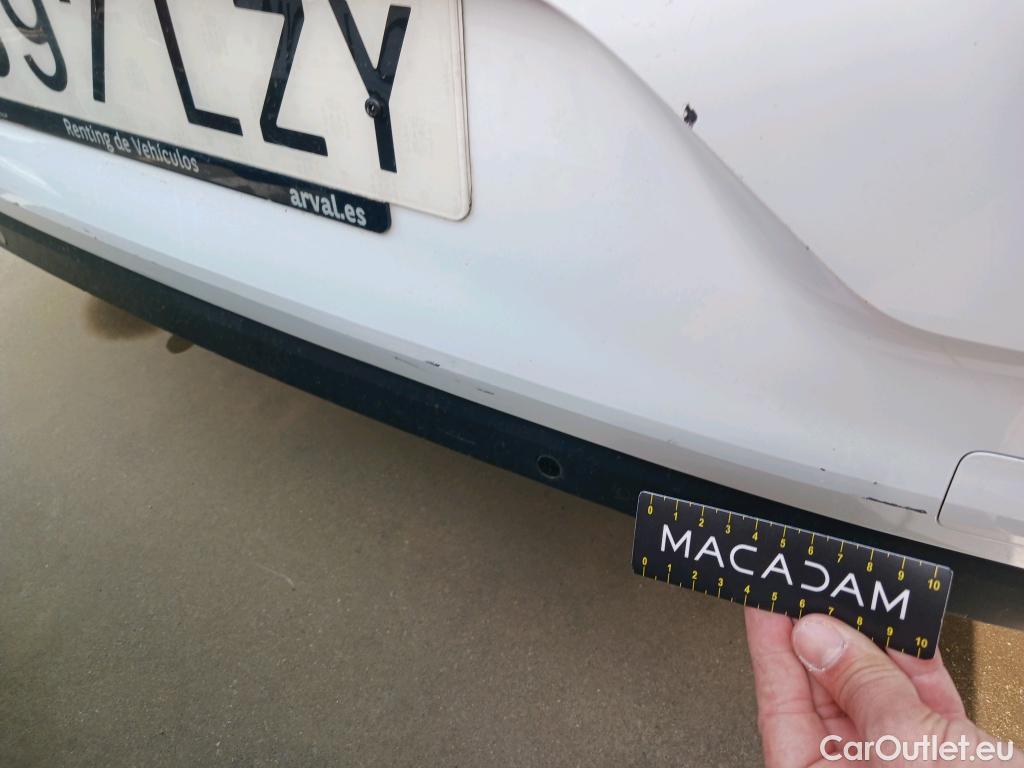  Renault  Clio RENAULT  / 2019 / 5P / berlina con portón Intens TCe 74 kW (100CV) GLP #5