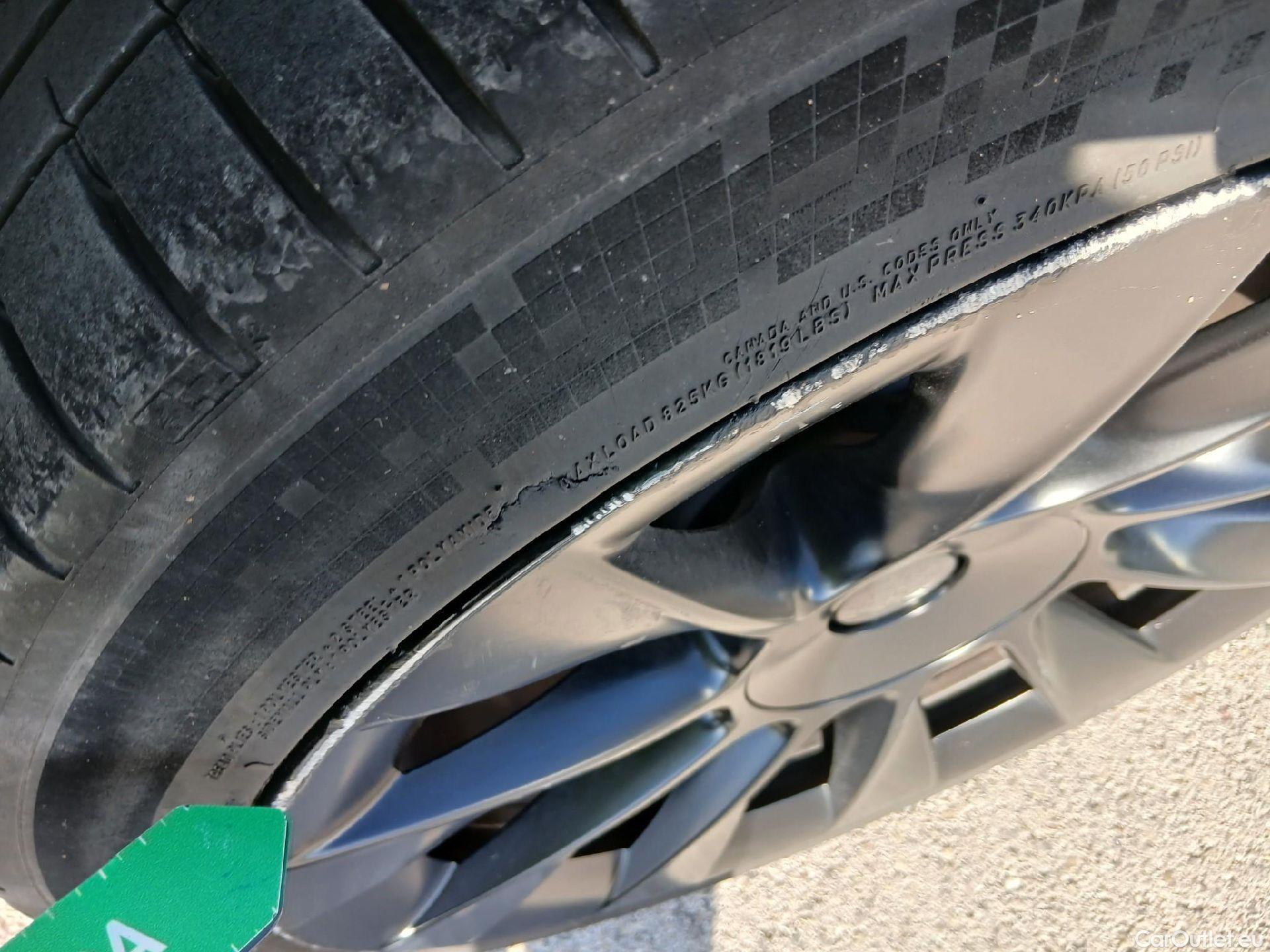  Tesla  Model Y TESLA  / 2020 / 5P / todoterreno Gran Autonomía 4WD #15