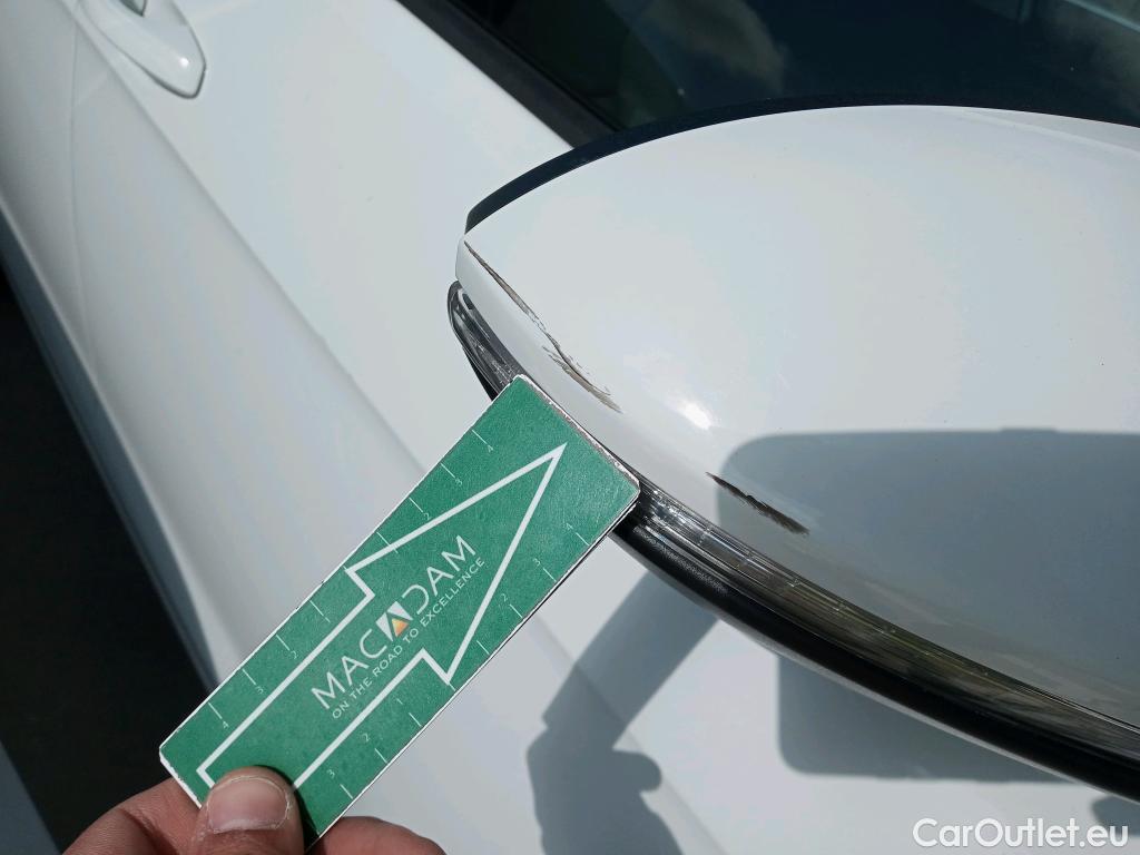  Volkswagen  Golf  VOLKSWAGEN / 2016 / 5P / berlina con portón e-ePower 110 kW (136CV) #19